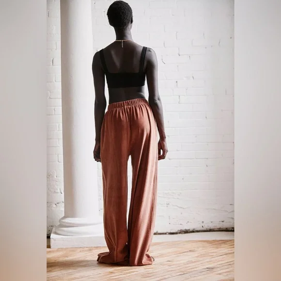 Urban Outfitters Out From Under Rust Blake Wide Leg Jogger Sweatpants - Picture 3 of 4